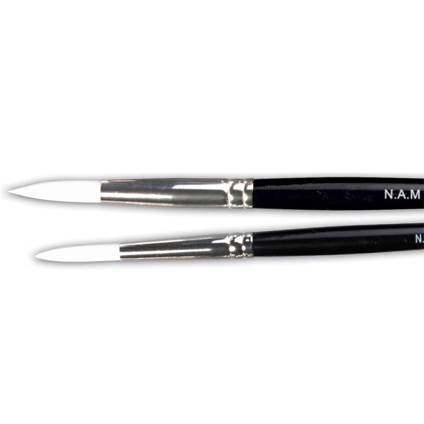 Nam 220R Albino Brush Size 2