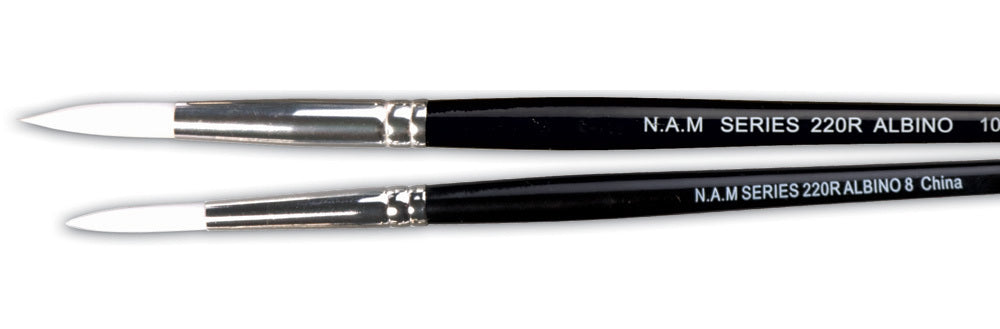 Nam 220R Albino Brush Size 4