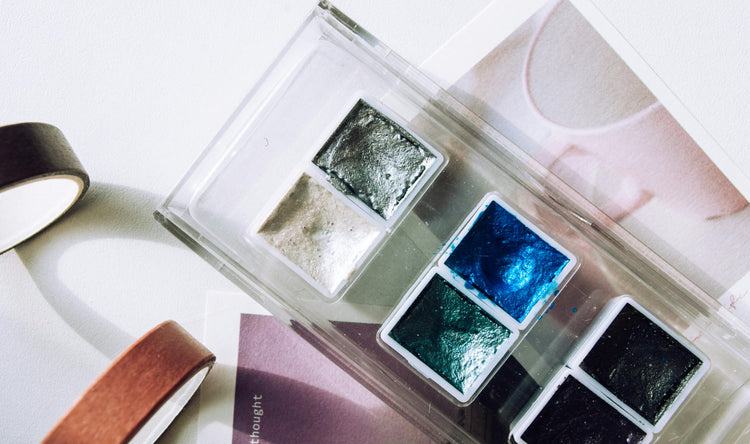 Paints & Accessories